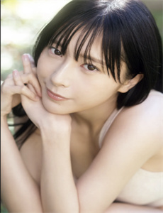 《车一顿感觉有东西挤进了身体-调教女佣3》